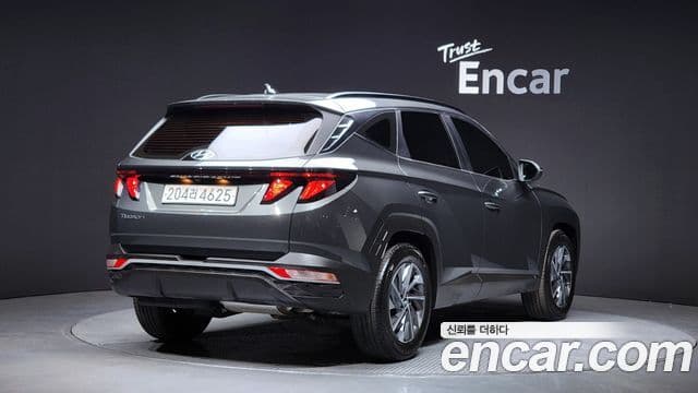 Hyundai Tucson Hybrid 2022 — ფოტო 5/20