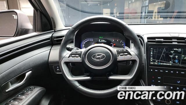 Hyundai Tucson Hybrid 2022 — ფოტო 15/20