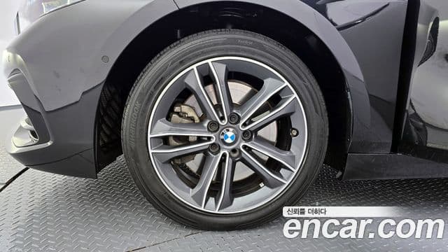 BMW 1 Series 2022 — ფოტო 4/20