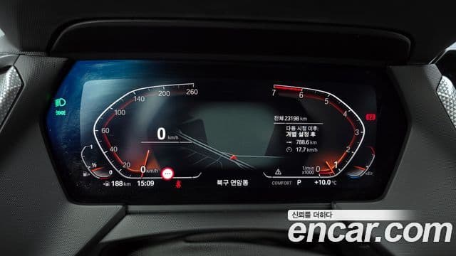 BMW 1 Series 2022 — ფოტო 6/20