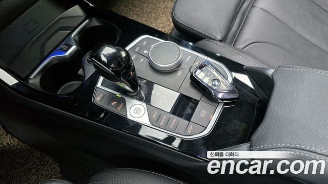 BMW 1 Series 2022 — ფოტო 7/20