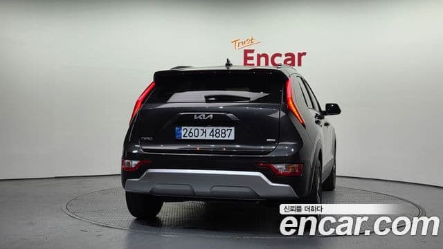 Kia Niro 2025 — ფოტო 4/20