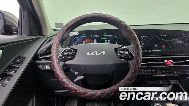 Kia Niro 2025 — ფოტო 14/20