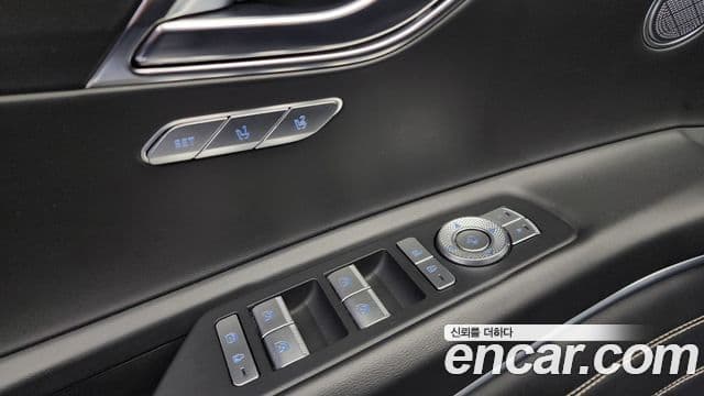 Genesis GV80 2021 — ფოტო 12/20