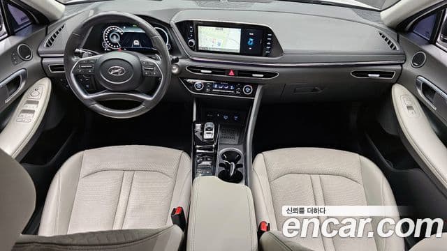 Hyundai Sonata 2021 — ფოტო 7/20