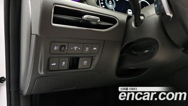 Hyundai Sonata 2021 — ფოტო 14/20