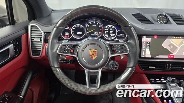 Porsche Cayenne 2021 — Şəkil 13/20