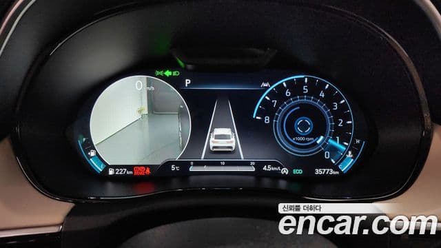 Genesis GV70 2022 — Şəkil 8/20
