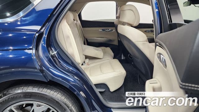 Genesis GV70 2022 — Şəkil 12/20