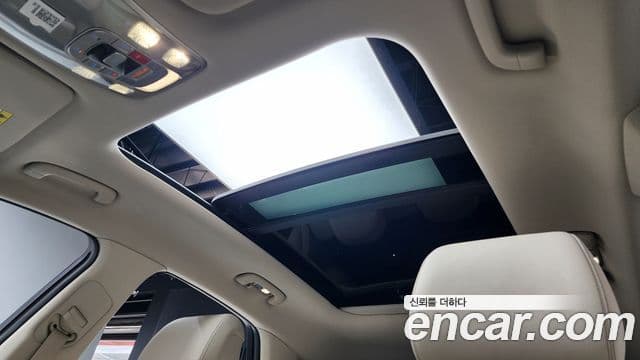 Genesis GV70 2022 — Şəkil 19/20