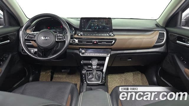 Kia Seltos 2021 — ფოტო 7/20