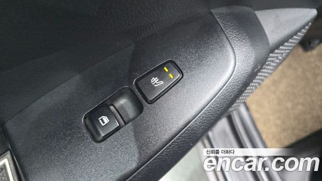 Kia Seltos 2021 — ფოტო 19/20