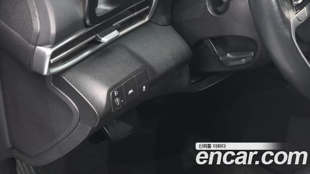 Hyundai The New Avante Hybrid 2020 — ფოტო 14/20