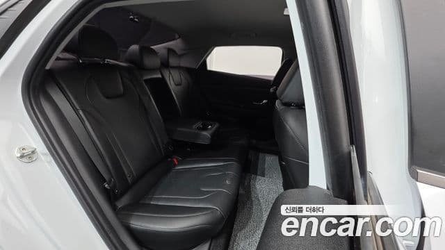 Hyundai The New Avante Hybrid 2021 — ფოტო 15/20