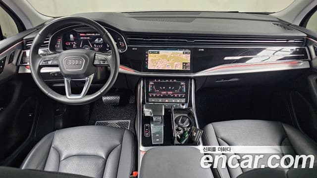 Audi Q7 2022 — ფოტო 7/20