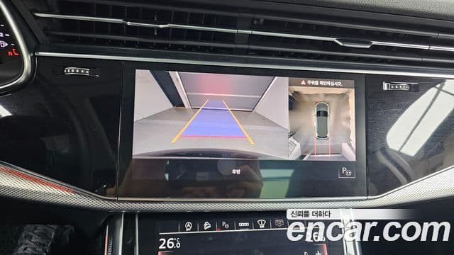 Audi Q7 2022 — ფოტო 16/20