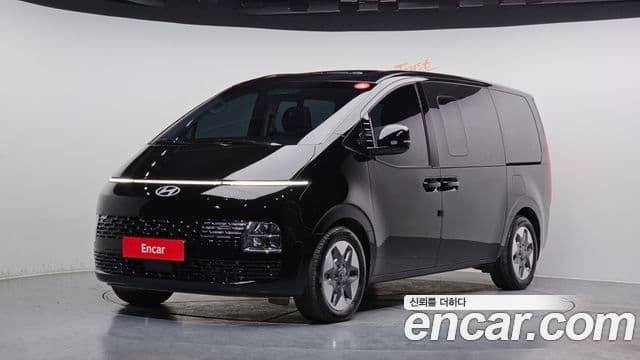 Hyundai Staria 2024 — ფოტო 1/20