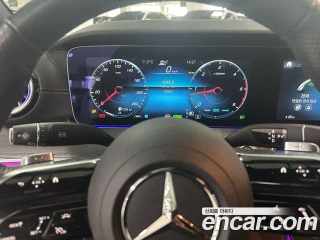 Mercedes-Benz E-Class 2023 — Фото 6/17