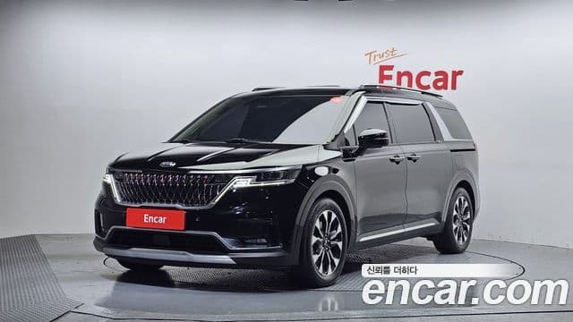 Kia Carnival 2021 — Фото 1/20