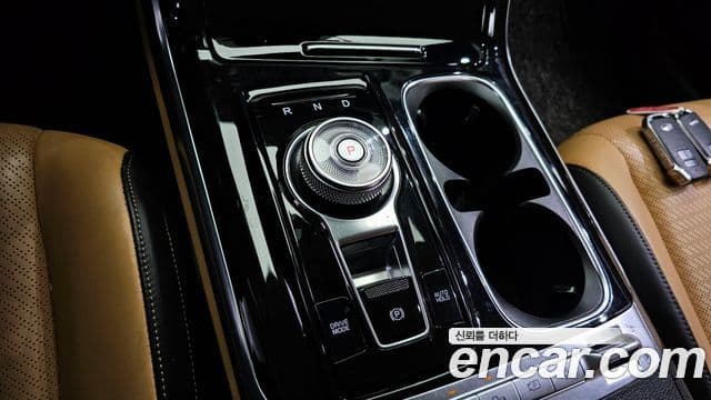 Kia Carnival 2021 — Фото 9/20