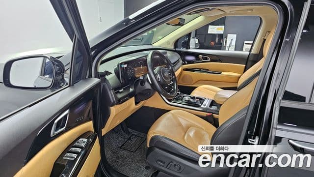 Kia Carnival 2021 — Фото 10/20