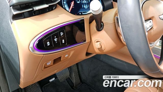Genesis GV70 2022 — Şəkil 15/20
