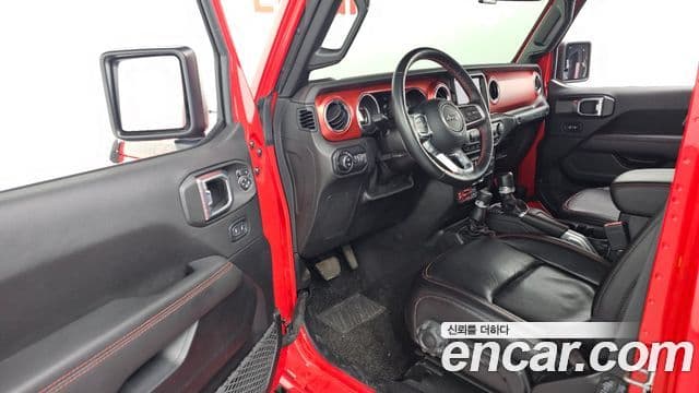 Jeep Wrangler 2021 — Фото 11/20