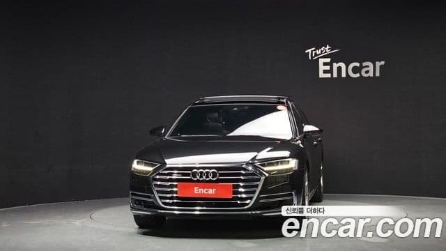 Audi A8 2018 — Şəkil 17/20