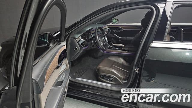 Audi A8 2018 — Şəkil 20/20