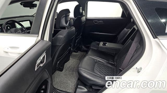 Kia Sportage 2021 — ფოტო 11/20
