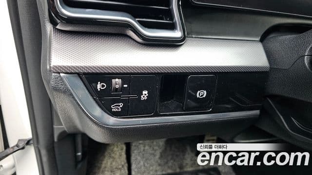 Kia Sportage 2021 — ფოტო 14/20