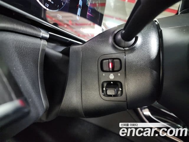 Mercedes-Benz S-Class 2022 — Photo 17/20