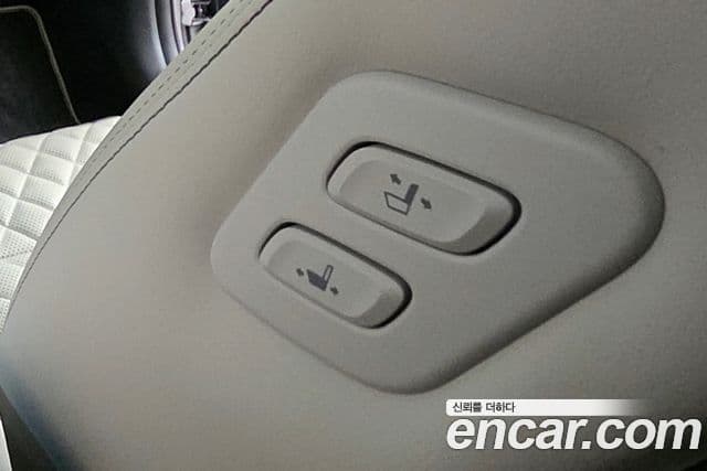 Genesis G70 2022 — фото 16 из 20