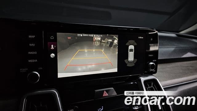Kia Sorento 2021 — Şəkil 18/20