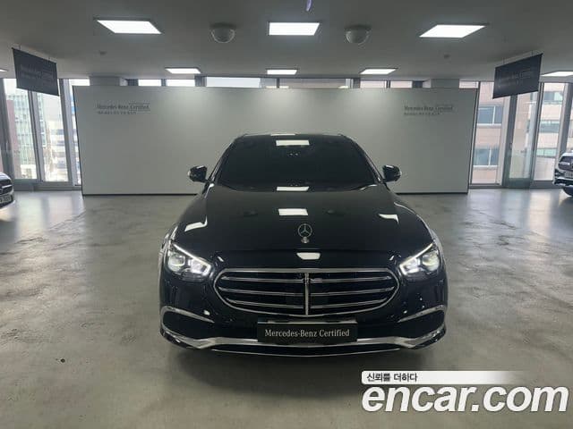 Mercedes-Benz E-Class 2021 — ფოტო 7/17