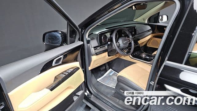 Kia Carnival 2023 — Фото 10/20