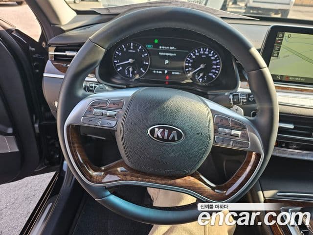 Kia The K9 2018 — Фото 12/20
