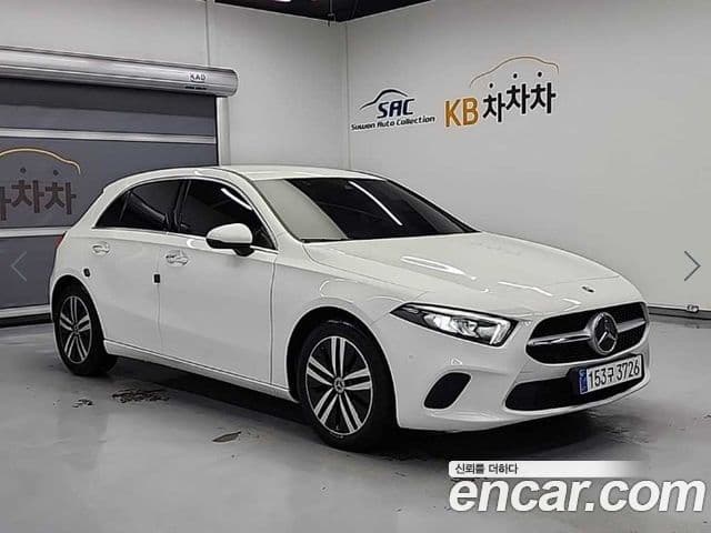 Mercedes-Benz A-Class 2022 — ფოტო 15/19