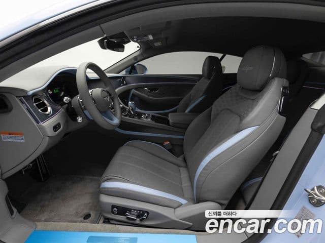 Bentley Continental GT 2025 — Şəkil 10/19
