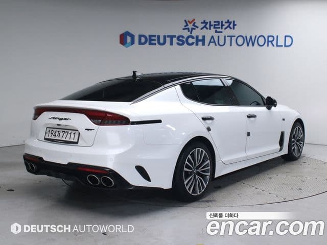 Kia Stinger 2022 — Şəkil 2/20