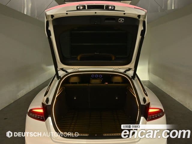 Kia Stinger 2022 — Şəkil 20/20