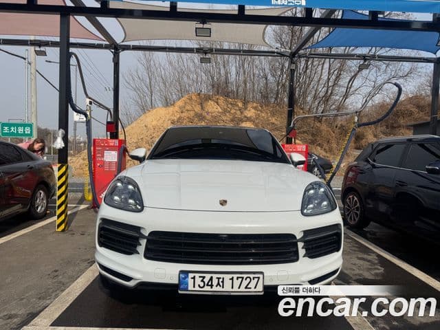 Porsche Cayenne 2020 — Фото 1/17