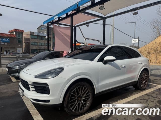 Porsche Cayenne 2020 — Фото 9/17