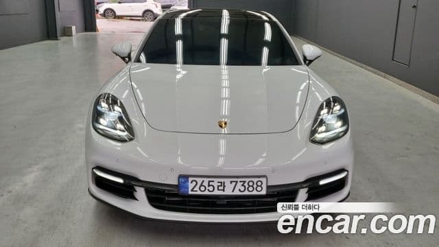Porsche Panamera 2018 — Şəkil 7/18