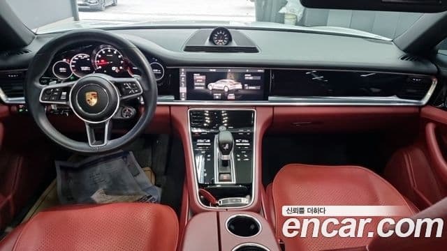 Porsche Panamera 2018 — Şəkil 15/18