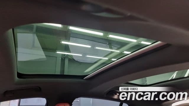 Porsche Panamera 2018 — Şəkil 4/18