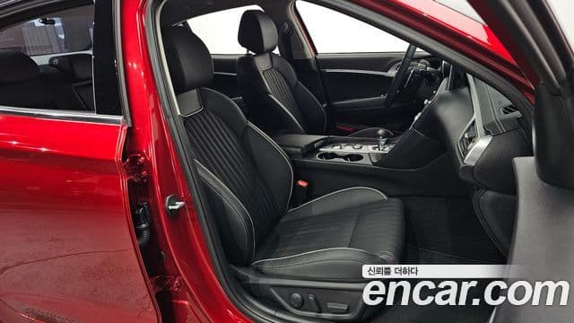 Genesis G70 2019 — Photo 5/20