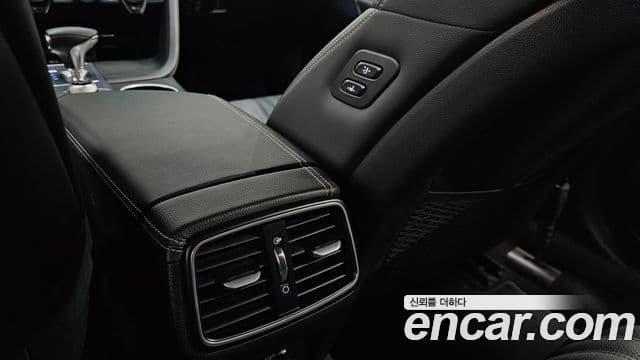 Genesis G70 2019 — Photo 3/20