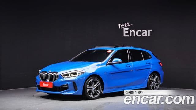 BMW 1 Series 2022 — Фото 1/20