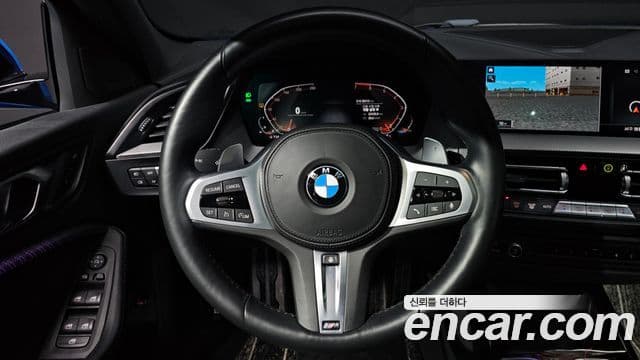 BMW 1 Series 2022 — Фото 14/20
